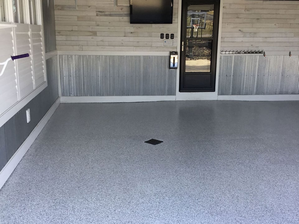 flooring-with-tv